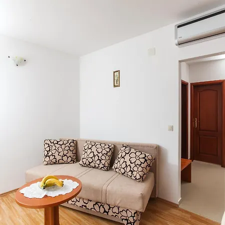 Apartment Ana - One-bedroom With Balcony And Sea View - 6 2 Floor